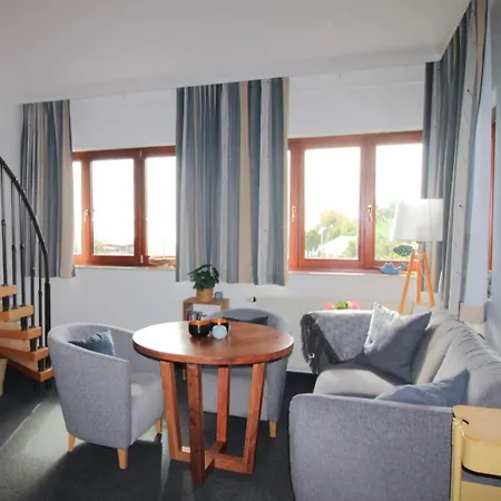 Deutsches Haus 38 * Wustrow (Fischland)